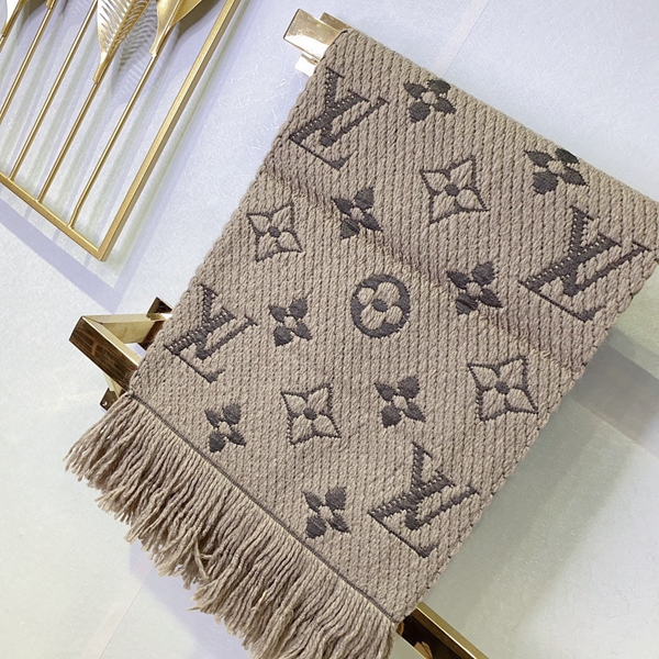 ブランドマフラー背面デザイン